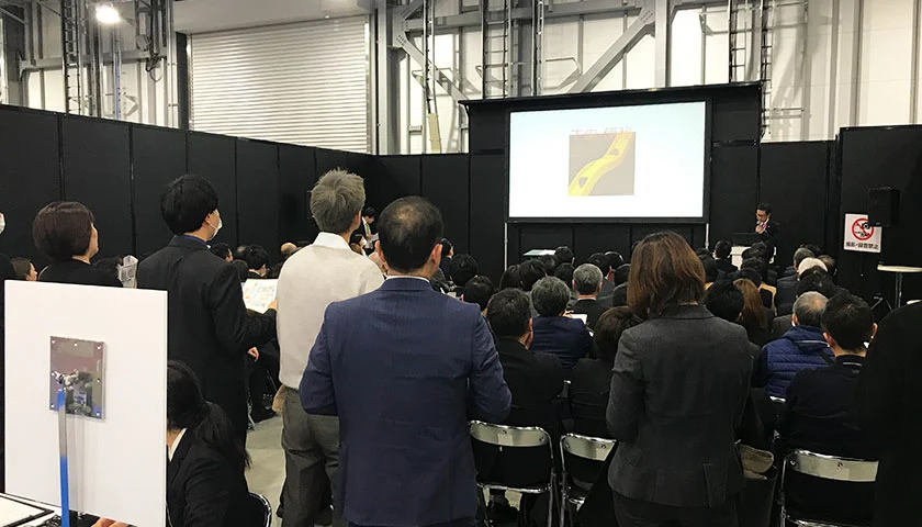 異色のテーマながら、会場は大盛況!
