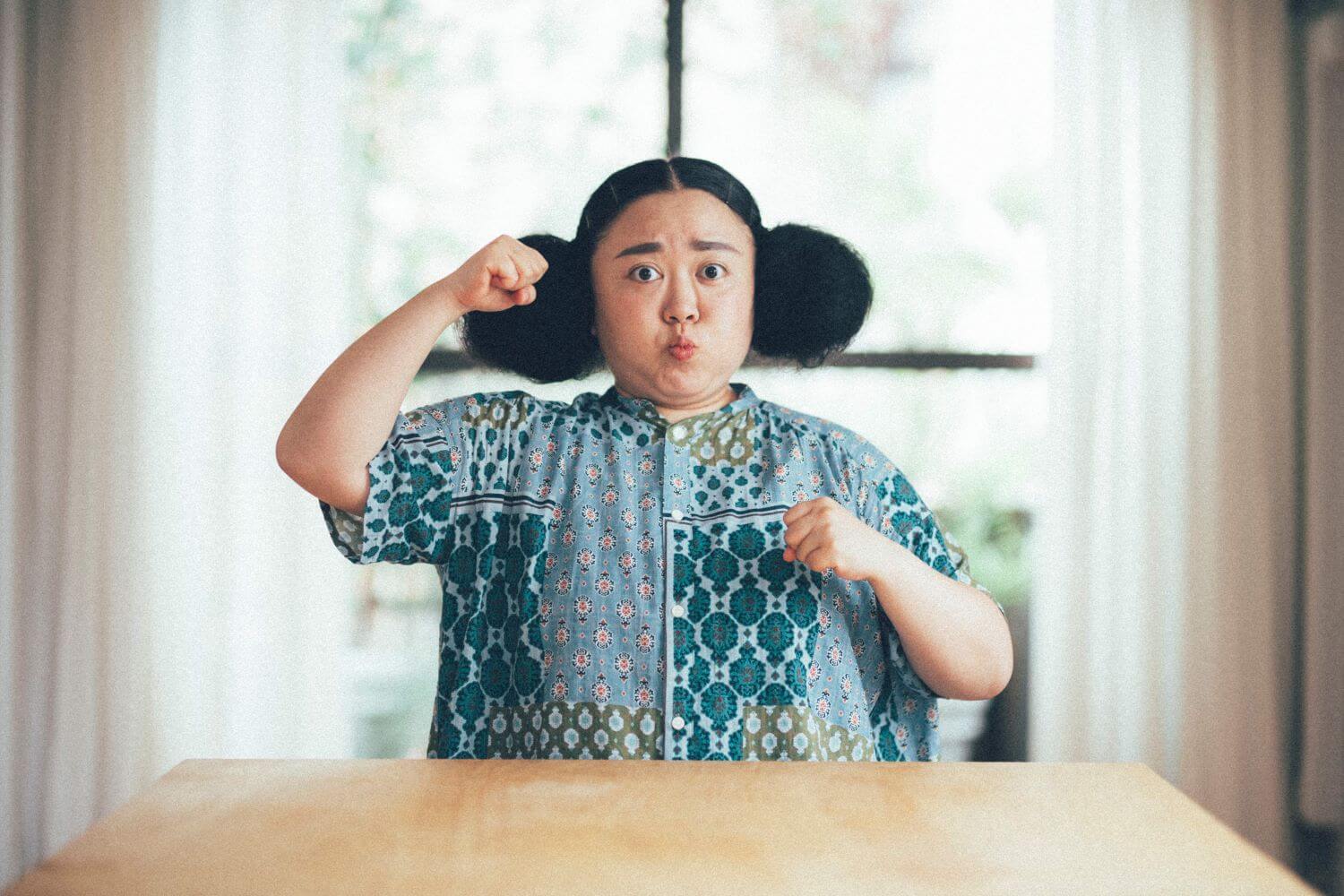 ニッチェ江上も秋バテ予備軍？寝不足＆肩こりの改善策とは