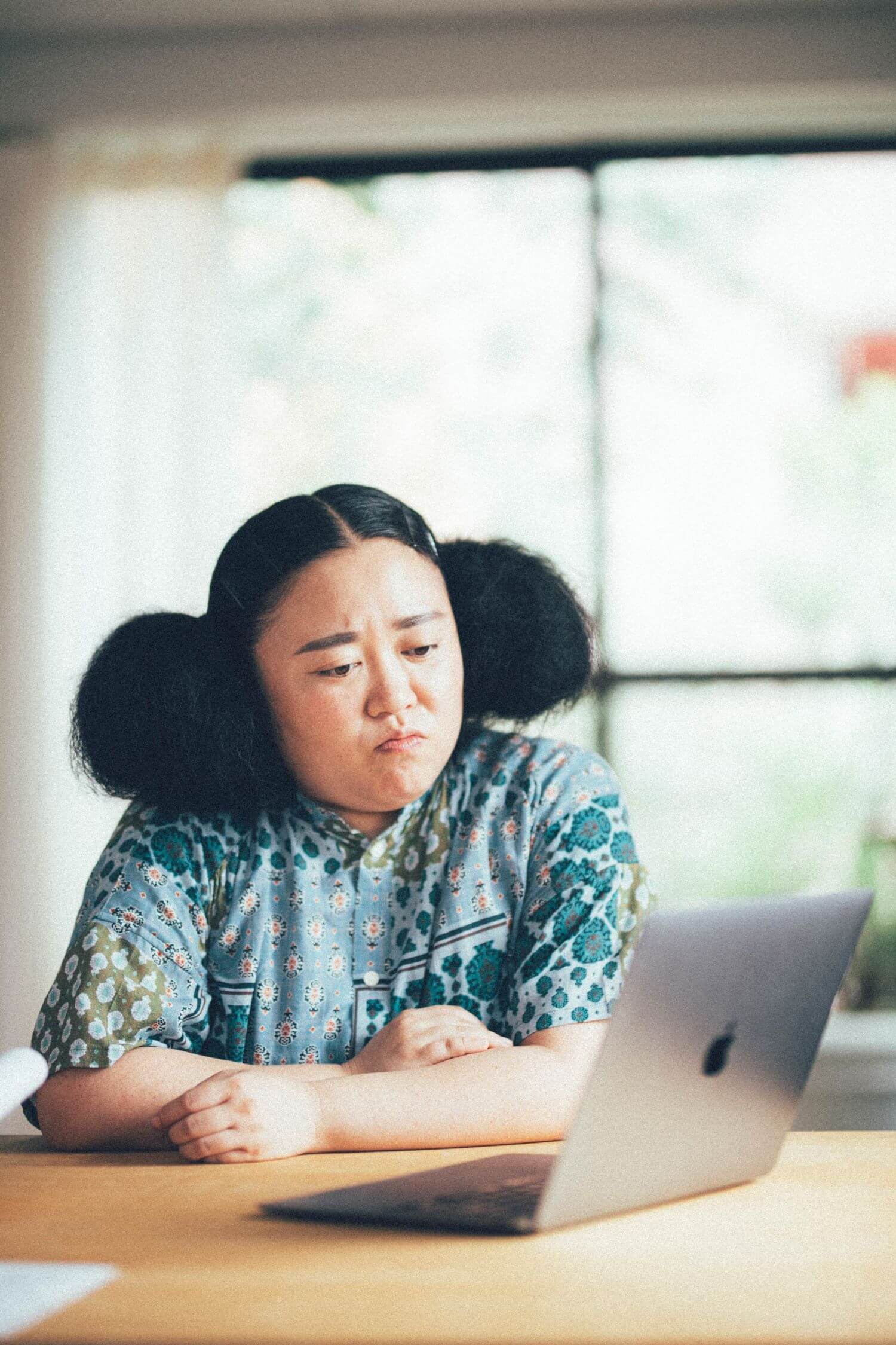 ニッチェ江上も秋バテ予備軍？寝不足＆肩こりの改善策とは